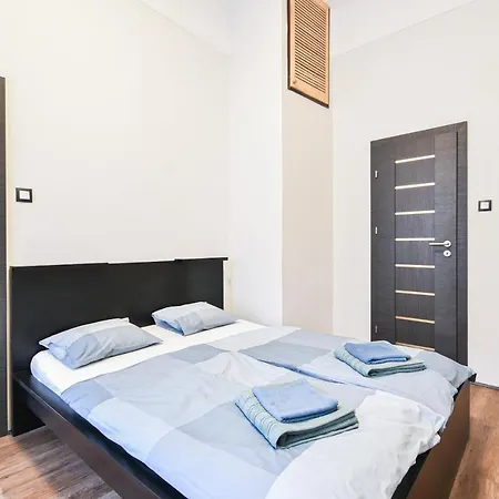 Opera Elegance Andrassy Apartment