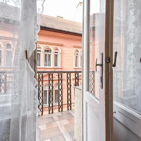 Apartment Opera Elegance Andrassy