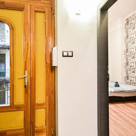 Opera Elegance Andrassy Apartament